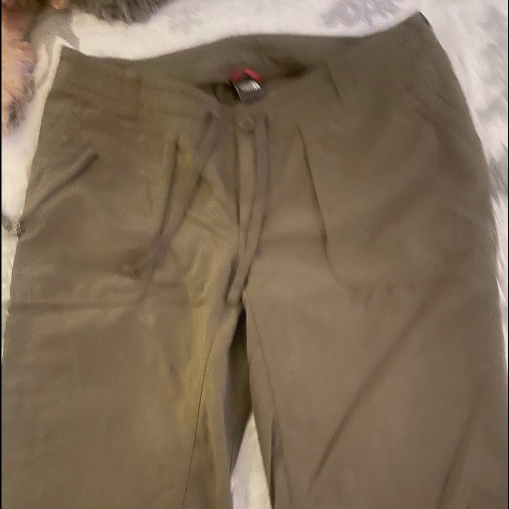 Northface size 8 hiking pants